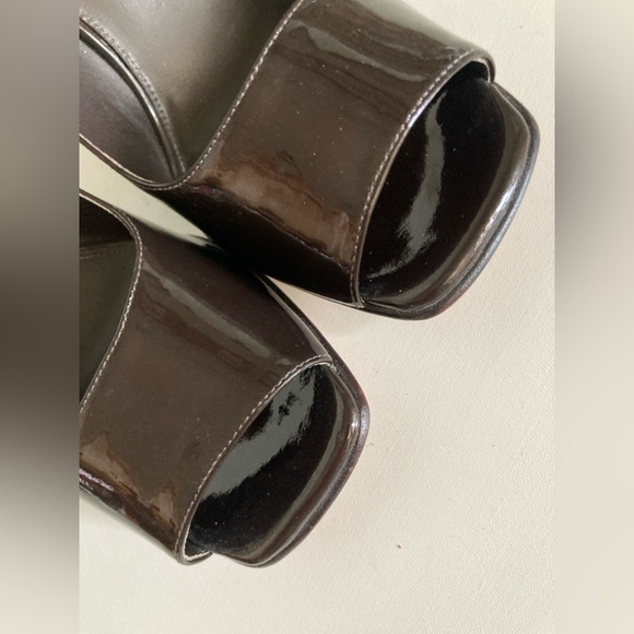 J. Vincent Sensational Brown Patent Leather Womens Open Toe 4" Heels Size 7.5 - Picture 7 of 8